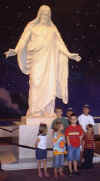 temple-square-2.jpg (19935 bytes)